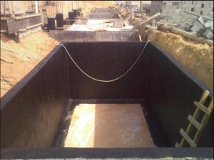 عزل خزانات المياه بالمدينة المنورة